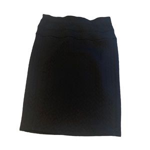 Jolt women’s black pull on quilt like black skirt